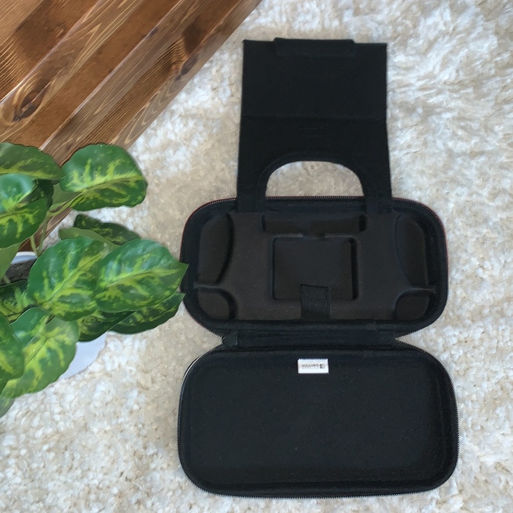 Gray Nintendo Switch Case - Picture 3 of 4